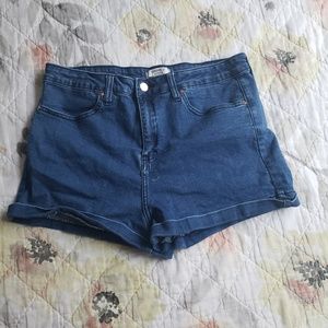 Forever 21 Jean Shorts Size 31